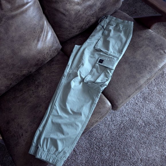 Zara Technical Cargo Pants - Picture 1 of 6